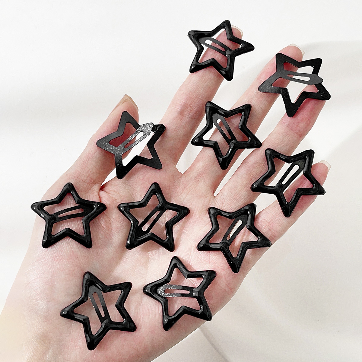 Y2K Girls Black and Grey Star  - огляд і ціна Bobby Pin Bulk